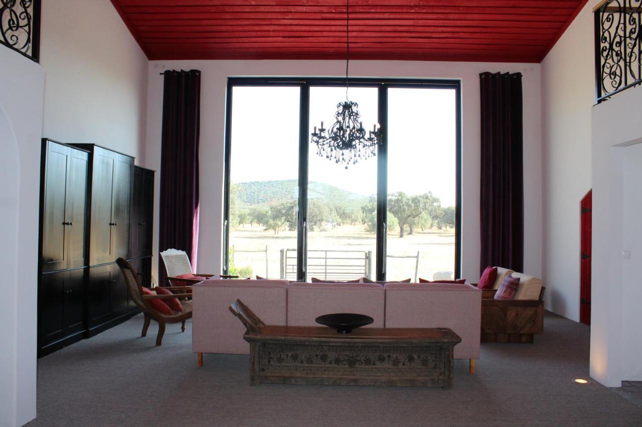 Herdade Dos Alfanges "The Barn" Viana do Alentejo Esterno foto