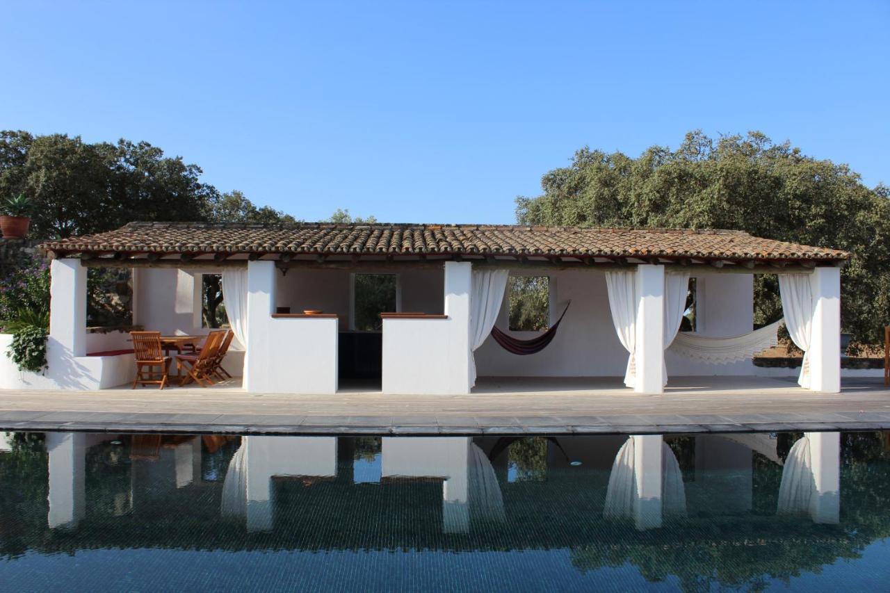 Herdade Dos Alfanges "The Barn" Viana do Alentejo Esterno foto
