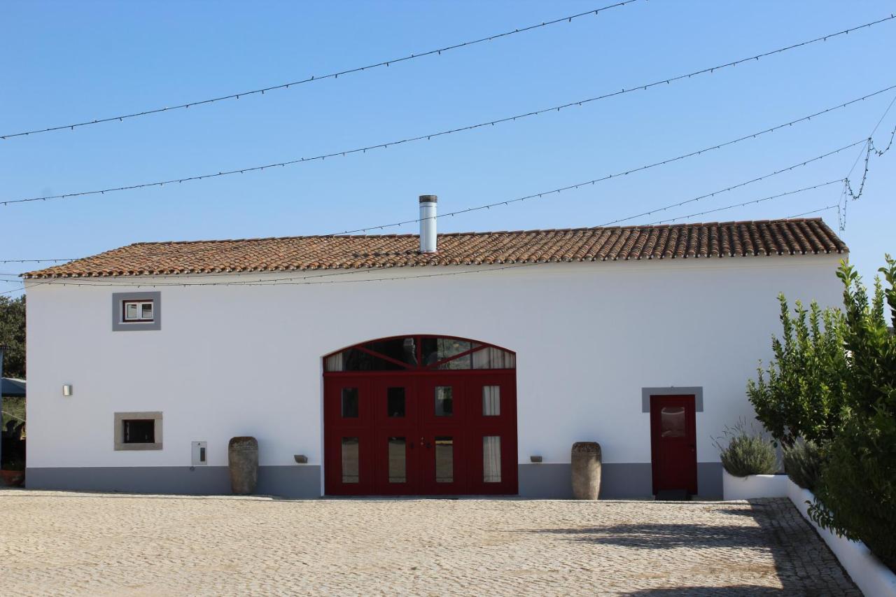 Herdade Dos Alfanges "The Barn" Viana do Alentejo Esterno foto